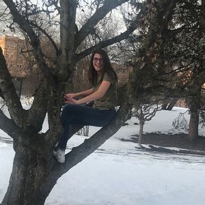 Meet your Posher, Isabelle